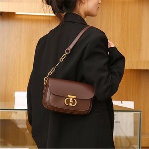 Chic Brown Leather Shoulder Bag with Gold Chain